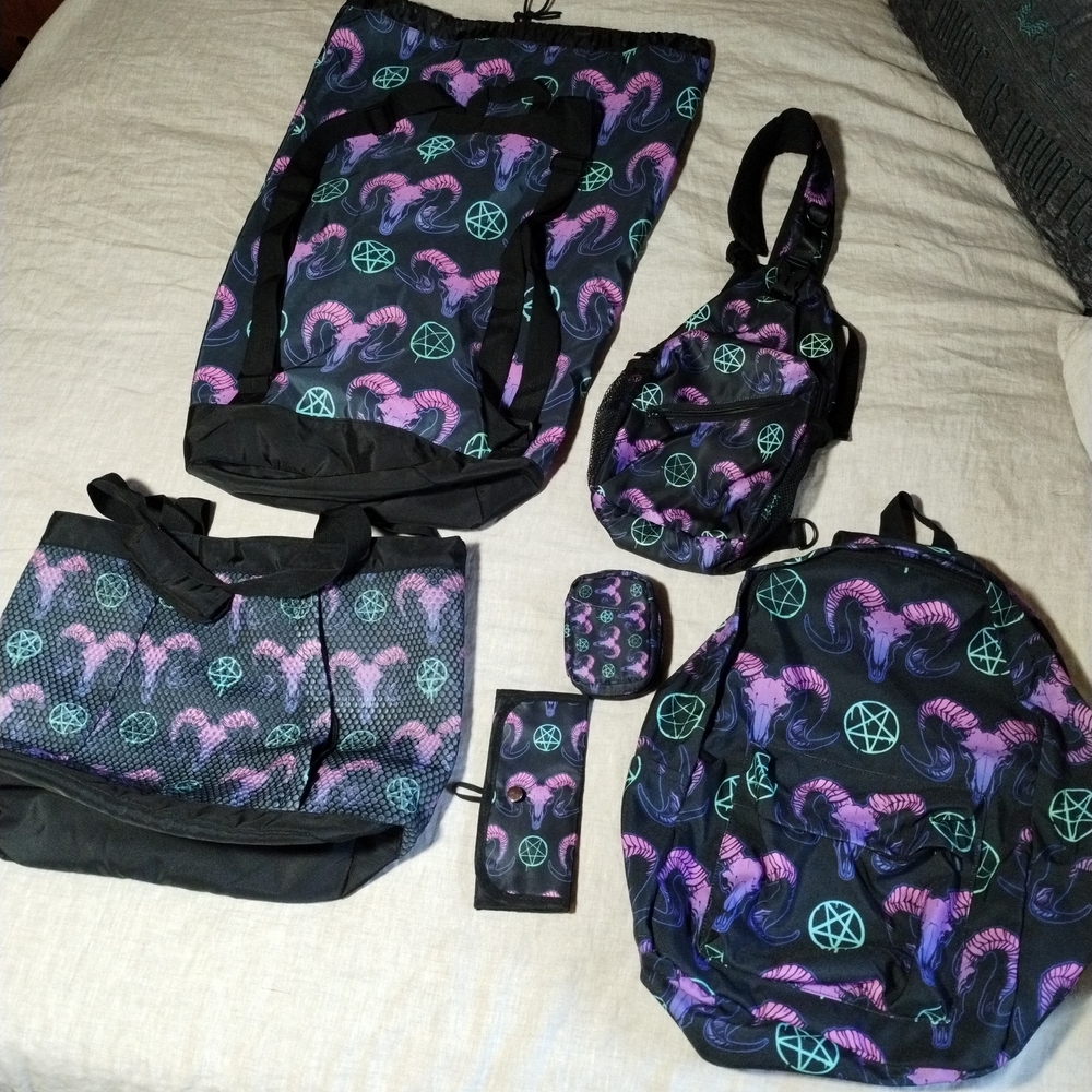 6 Piece Gothic Witchy Ram Pentacles Soft Luggage .